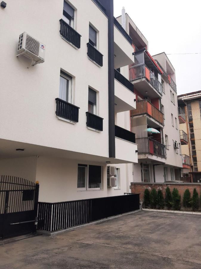 Villa Bonnadea Valjevo Bagian luar foto
